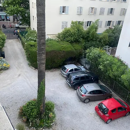 Toki-ona דירה אנטיב